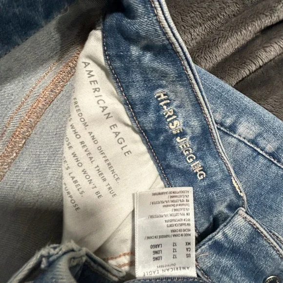 American Eagle Hi-Rise Jegging size 12Long - Picture 4 of 4